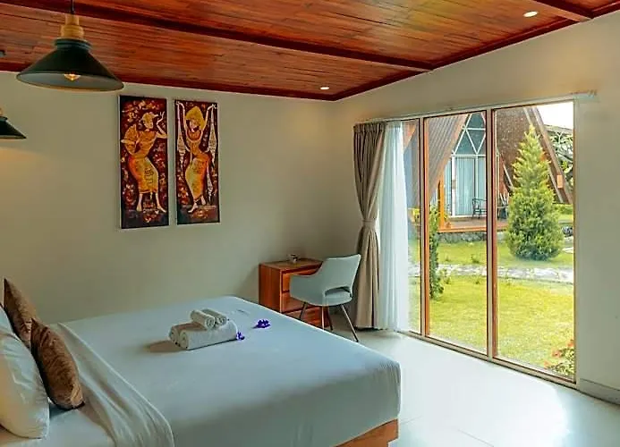 Svargan Lakeside Glamping Campo de lujo